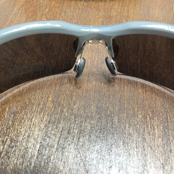 Polarized Fishing Sunglasses with Anti-Lost Strap 
New condition - Picture 8 of 9